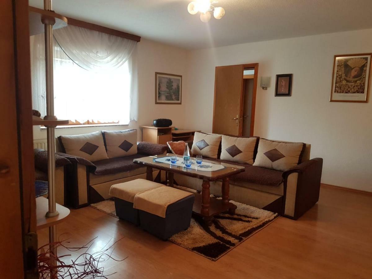 Kuca Za Odmor Sarcevic Apartment Prozor Екстериор снимка